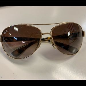 Ray Ban RB3386 Sunglasses